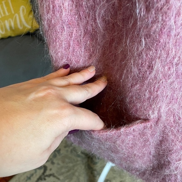 Vintage 60s Mohair Wool Woven in Scotland Pink Vest Ornate Metal Closures, Sz L - Picture 4 of 7